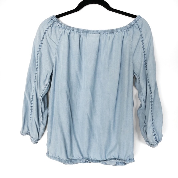 Blue Blouse Size Small Embroidered New York & Company 3/4 Sleeve Elastic - Picture 2 of 4